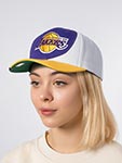 Бейсболка MITCHELL NESS арт. HP10392-LALPURP Los Angeles Lakers NBA (фиолетовый / желтый)